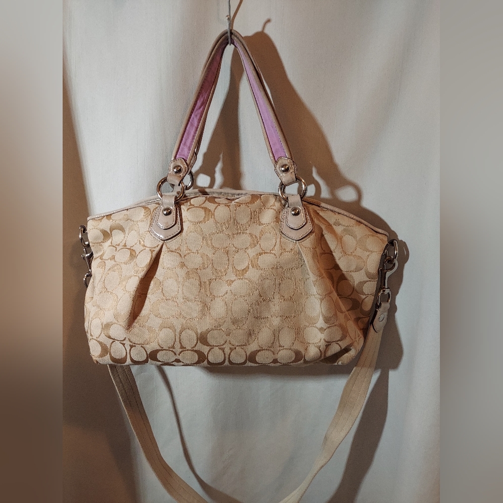 Coach Poppy Petal Signature Highlight Shoulder Bag GUC - Picture 2 of 13